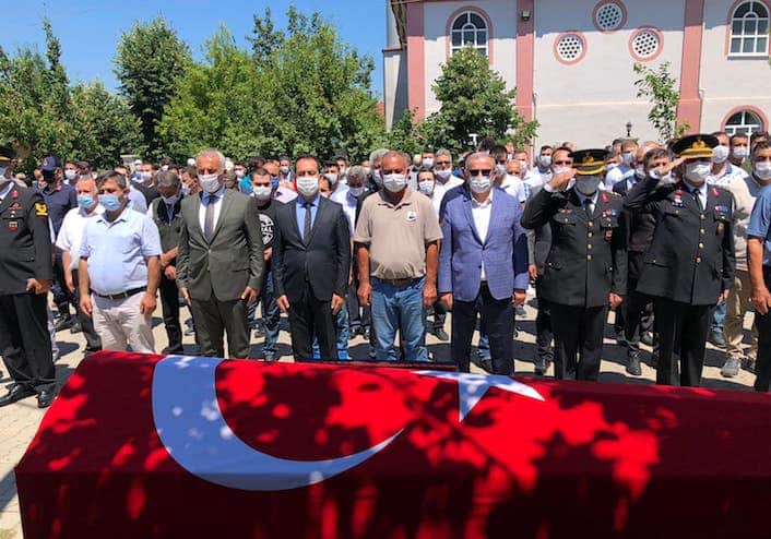 Hendek Belediye Başkanı Babaoğlu Şehit'in Cenaze Namazına Katıldı