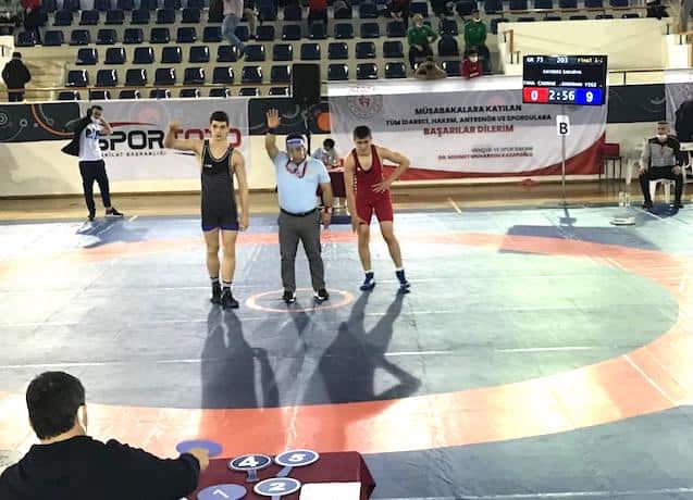 Hendek HGM Güreş Takımı Türkiye Şampiyonasında Başarıyla döndü 