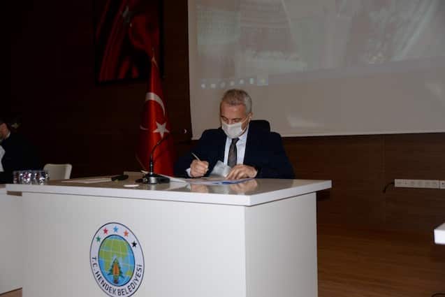 Turgut Babaoğlu İhale Tutanaklarını İmzaladı