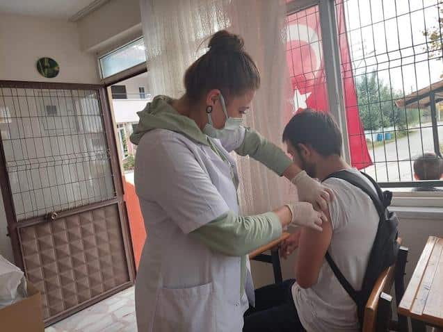 Hendek’te Kovid 19 Aşı Çalışmaları Mahallelerde Devam Ediyor