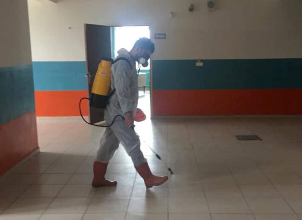Hendek’te yer alan okullar sınav öncesinde dezenfekte edildi