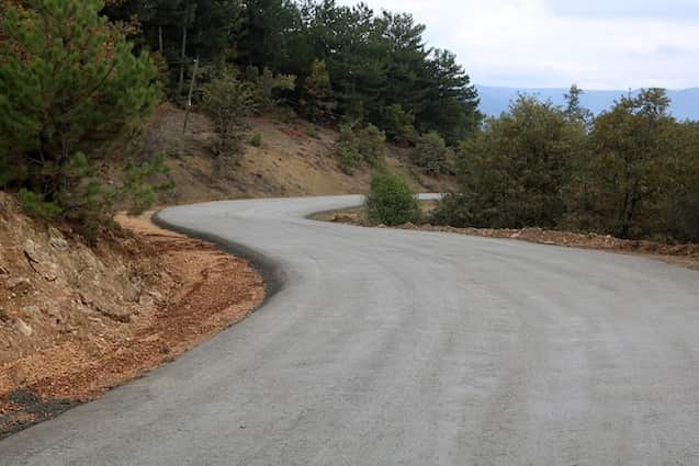Kırsal Kesime 37 Kilometre beton yol yapıldı…