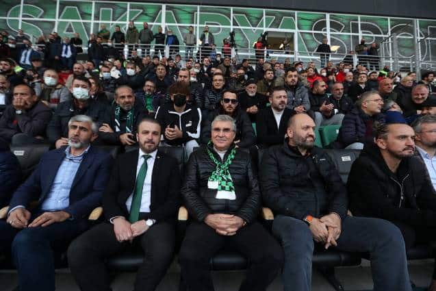 Sakaryaspor Sivas Belediyespor’u 4-2 mağlup etti